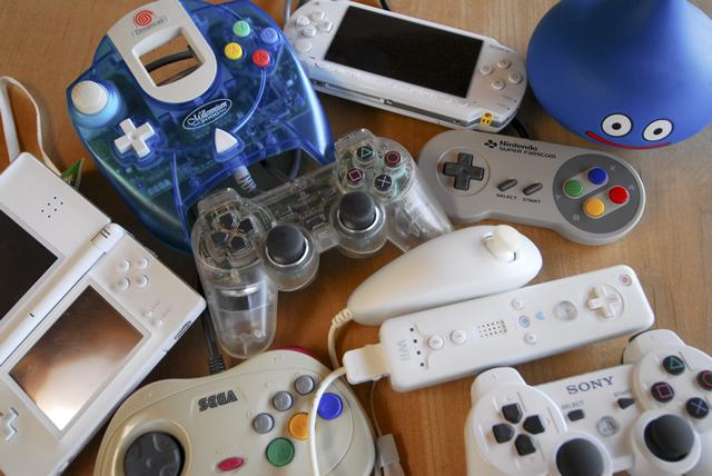 2nd hand game consoles